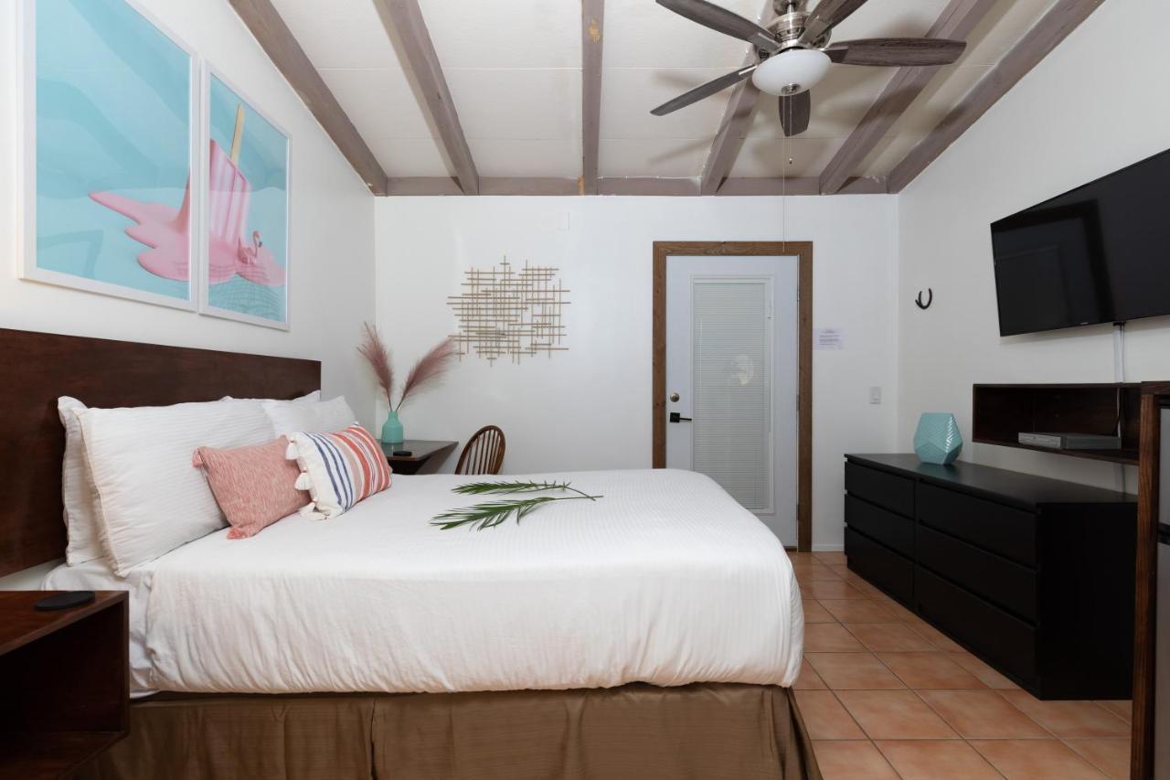 Float - Adults Only 3* Palm Springs