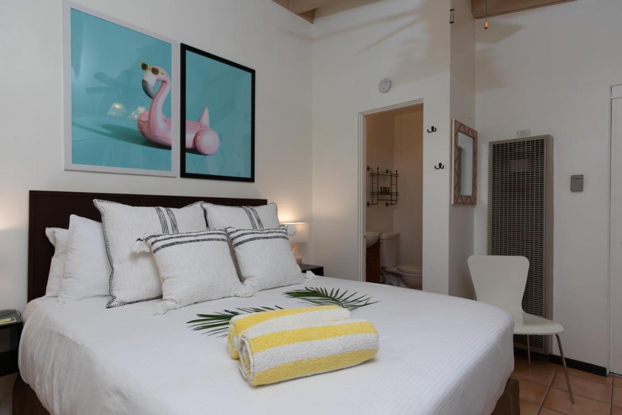 Float - Adults Only Hotel 3*