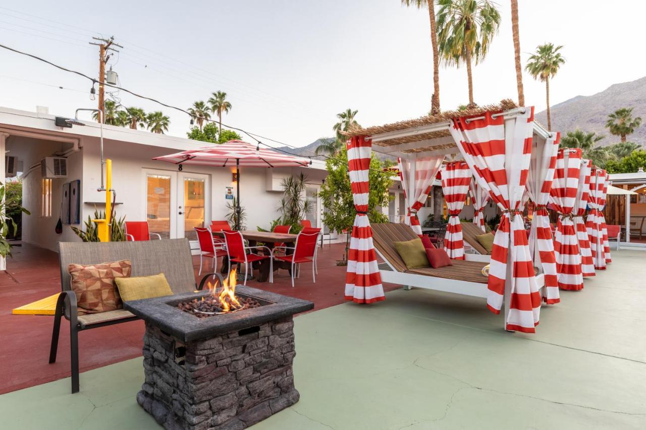 Hotel Float - Adults Only 3*