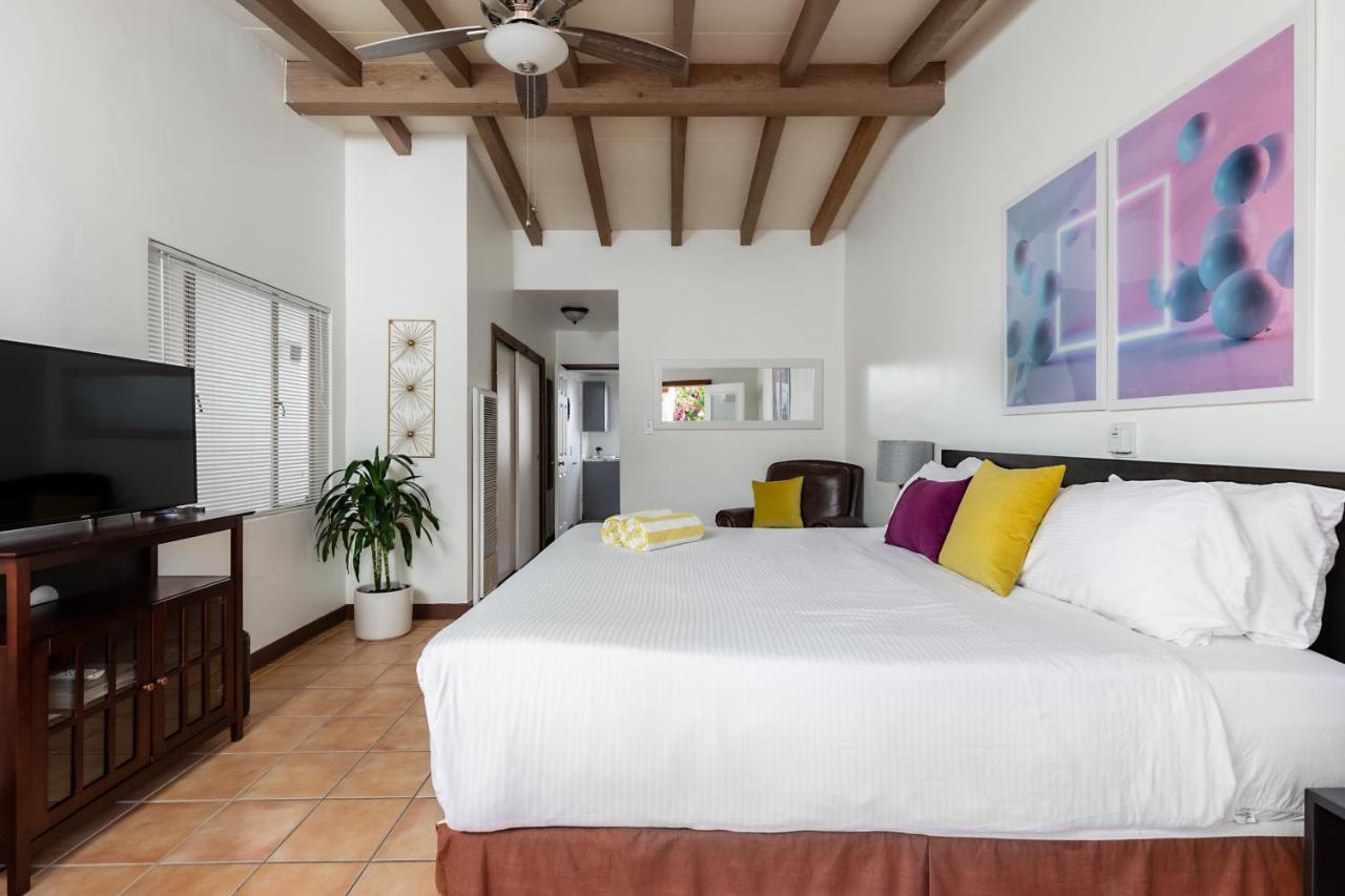 Float - Adults Only 3* Palm Springs